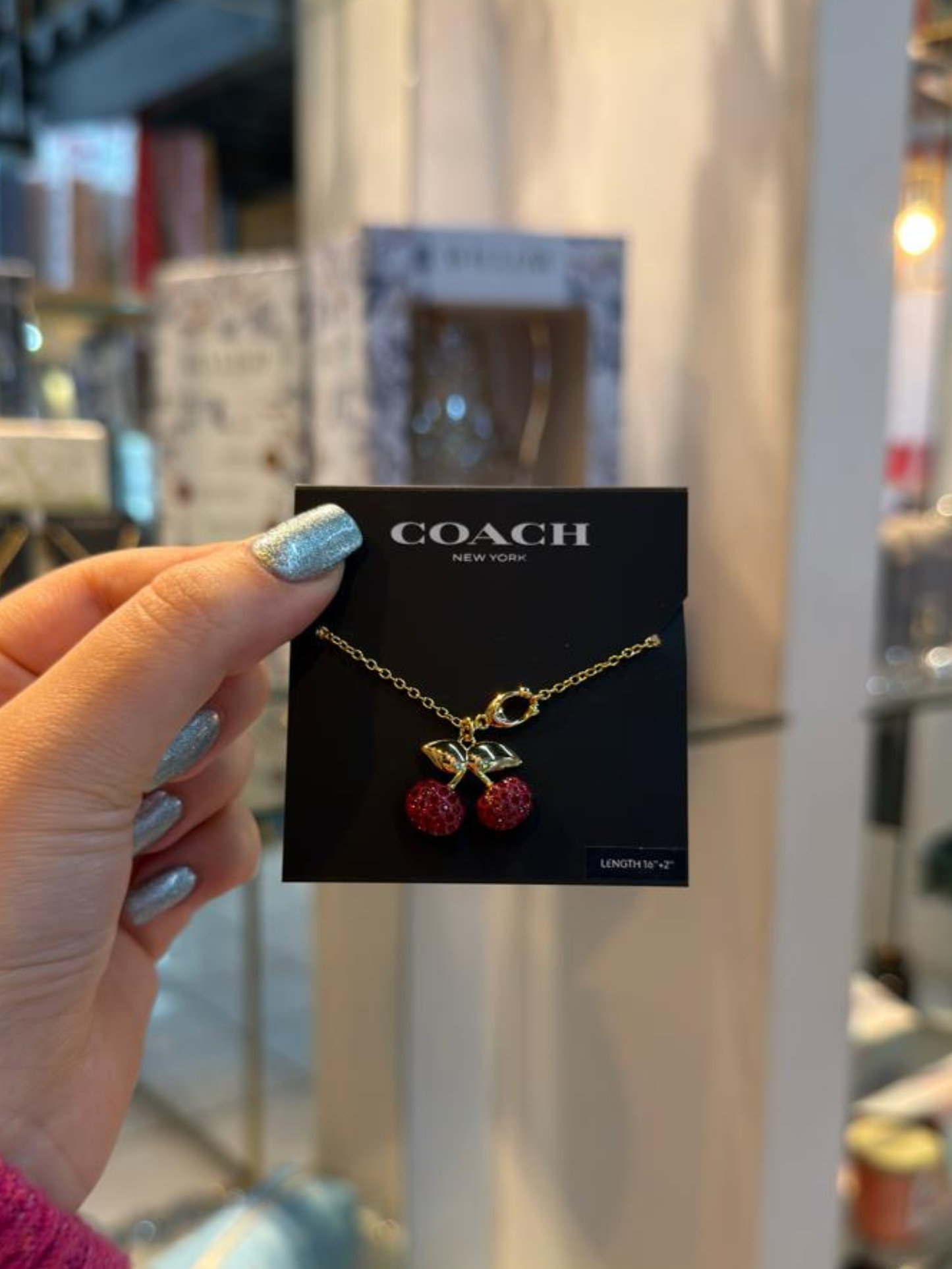 Collar cherries Coach