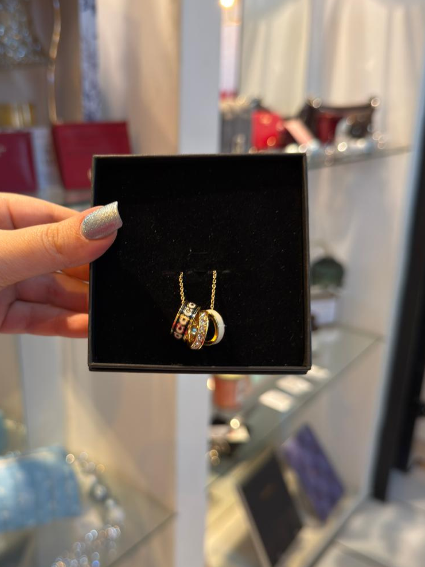 Collar con 3 anillos Coach