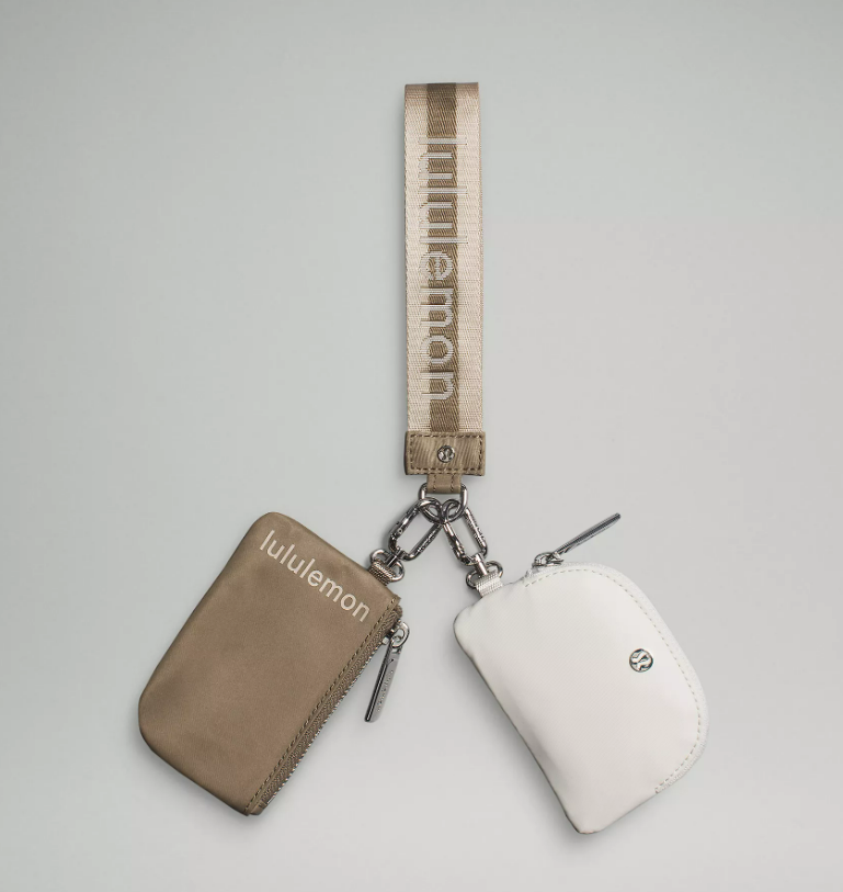 Lululemon - Dual Pouch Wristlet *Pre-orden