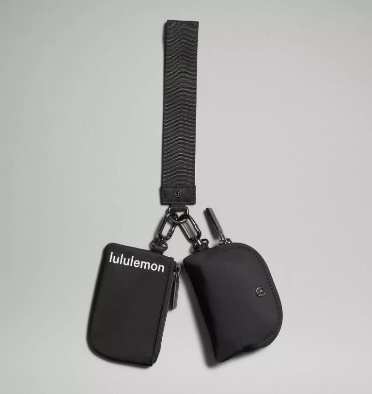 Lululemon - Dual Pouch Wristlet *Pre-orden