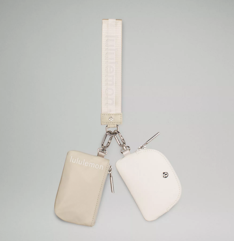 Lululemon - Dual Pouch Wristlet *Pre-orden